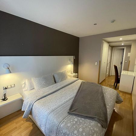 Hotel El Acebo Jaca Ngoại thất bức ảnh