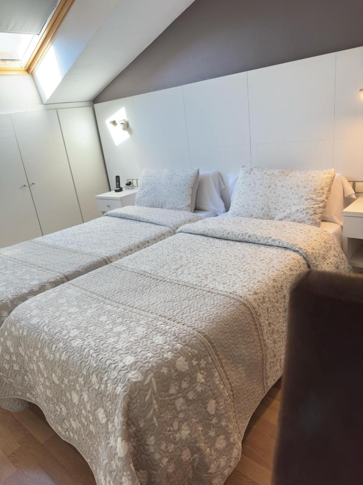 Hotel El Acebo Jaca Ngoại thất bức ảnh