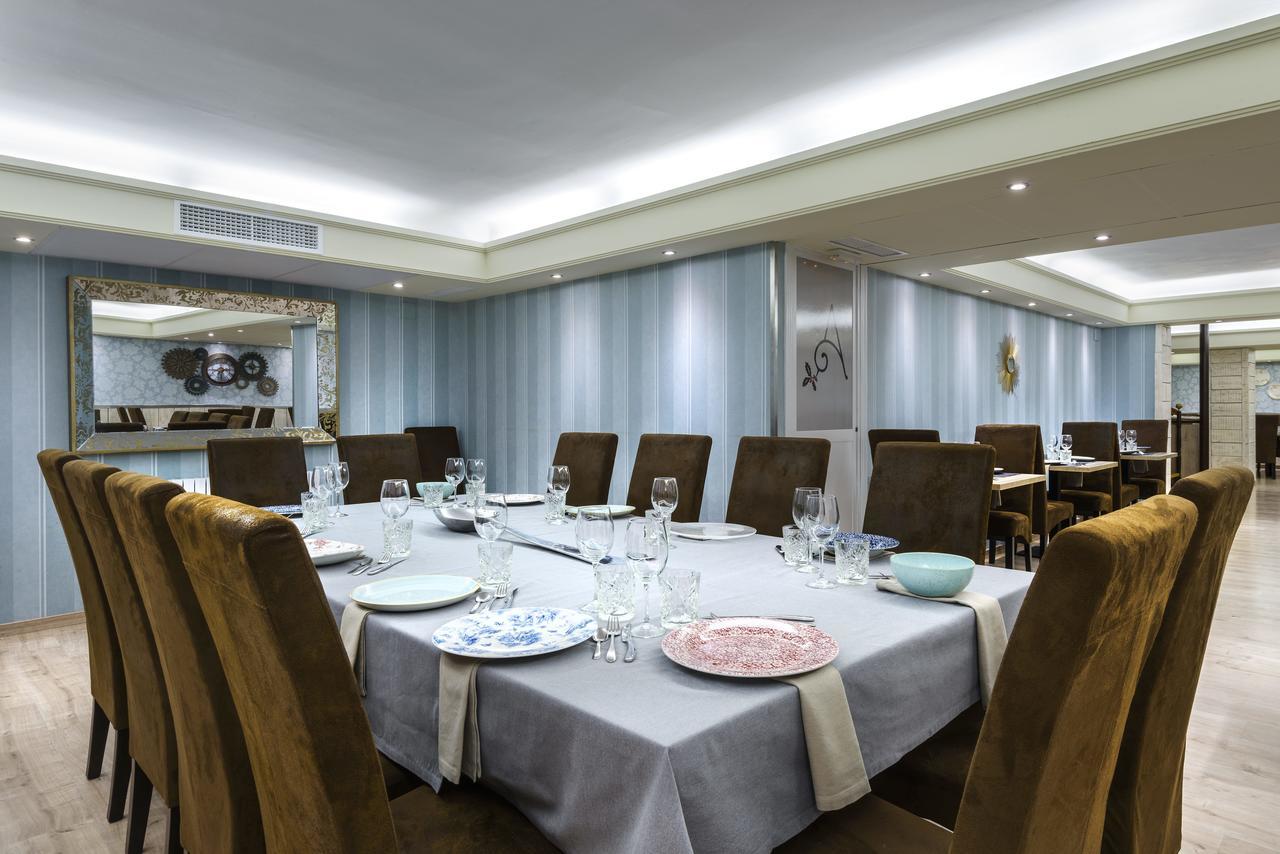 Hotel El Acebo Jaca Ngoại thất bức ảnh