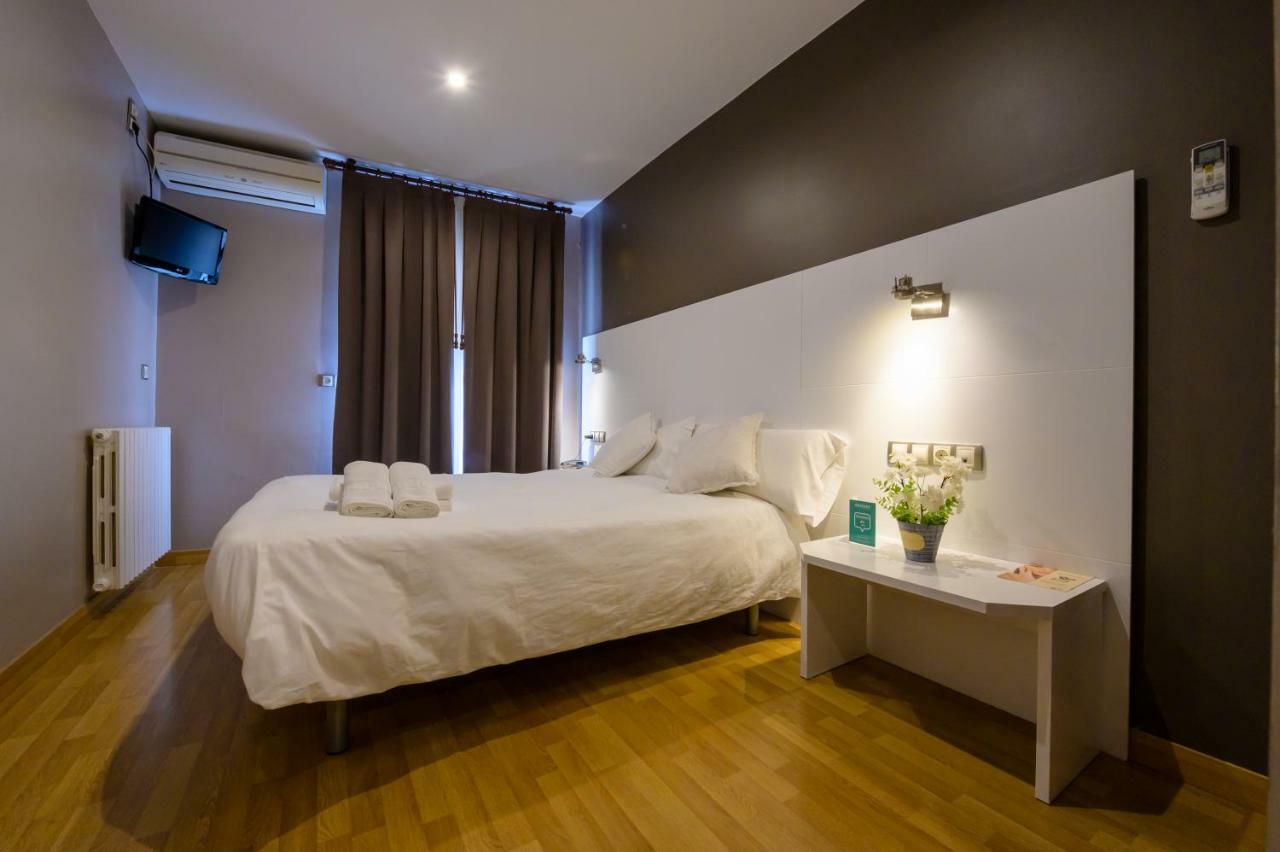 Hotel El Acebo Jaca Ngoại thất bức ảnh