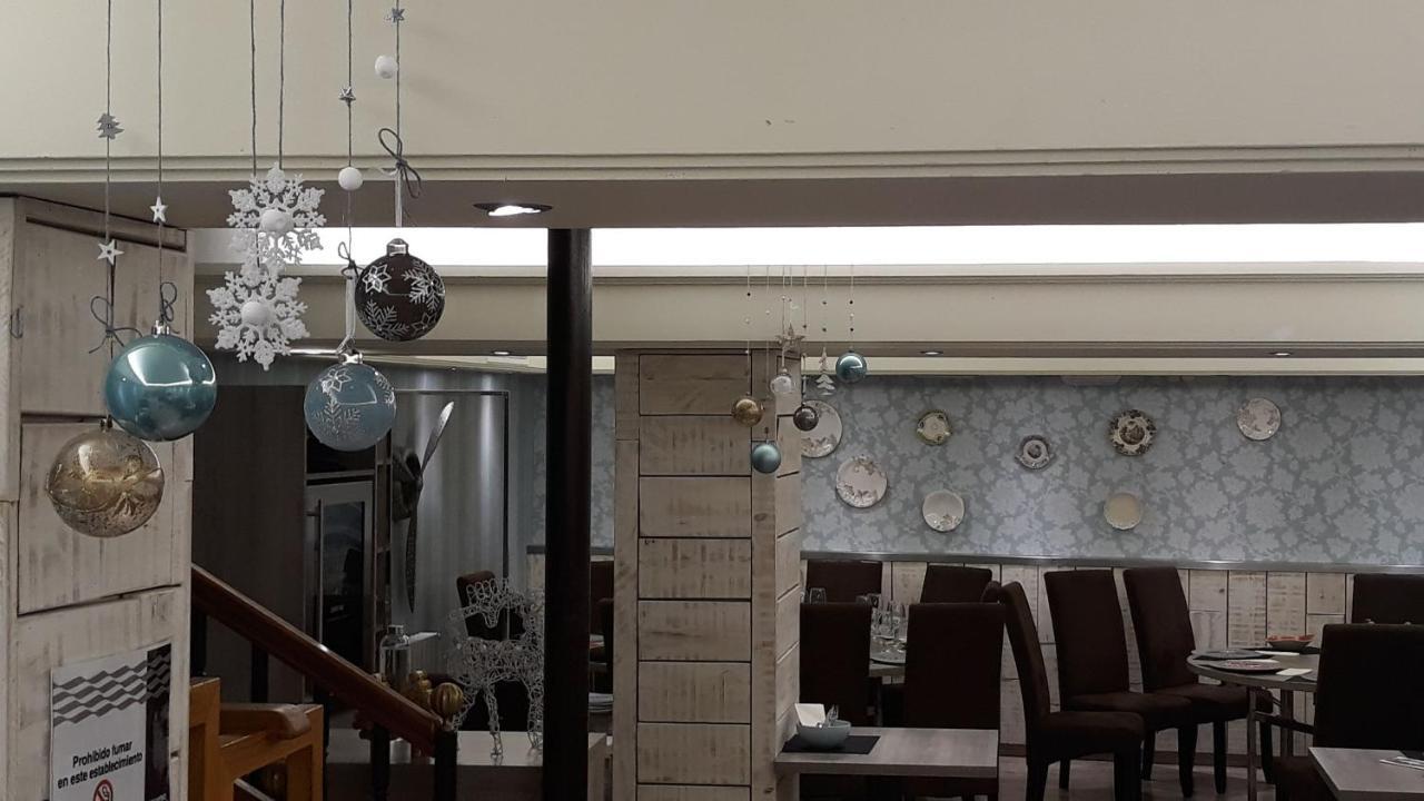 Hotel El Acebo Jaca Ngoại thất bức ảnh